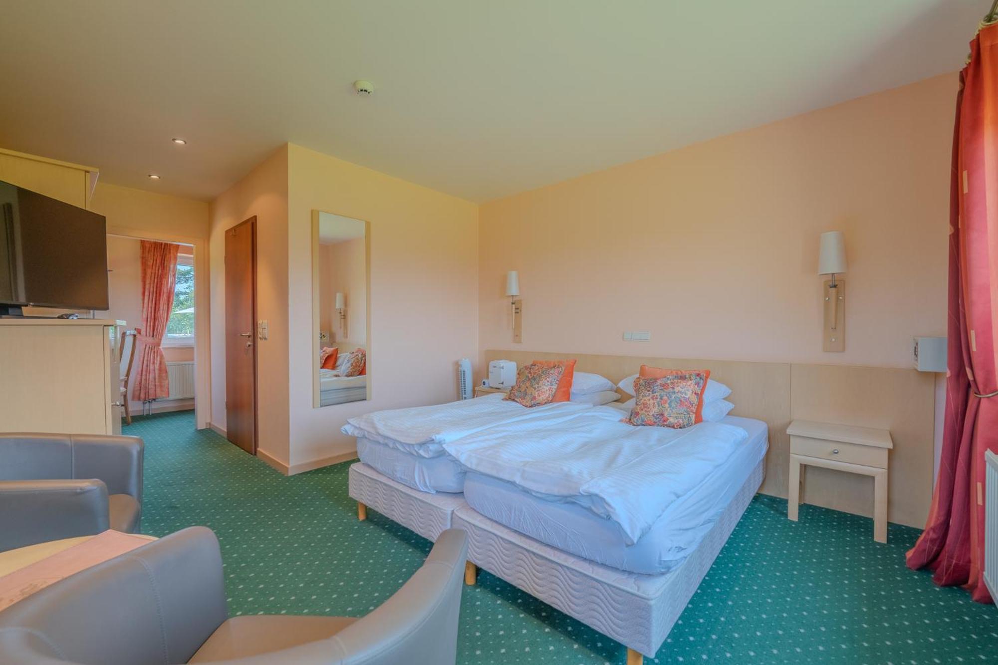 Hotel Hotleu Waimes Esterno foto